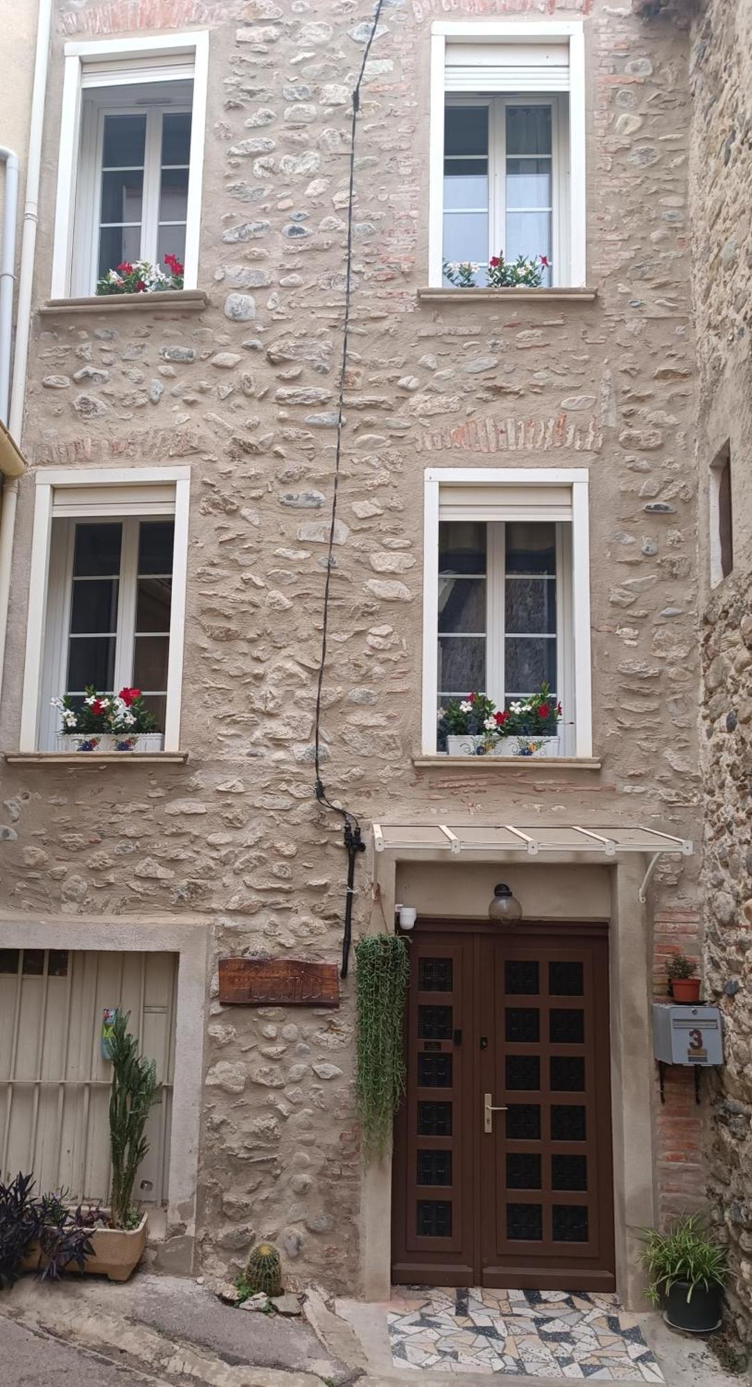 Bed and Breakfast A L' Estiu Latour-de-France Экстерьер фото